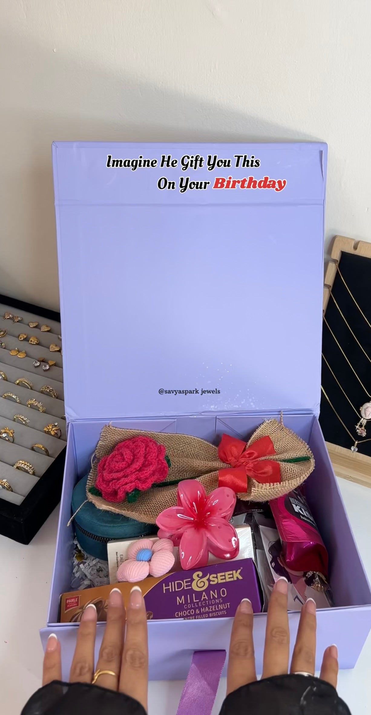 Gift Hamper (3999 )
