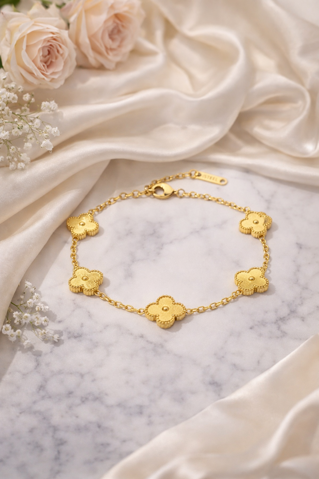 Clover Charm Luxe
