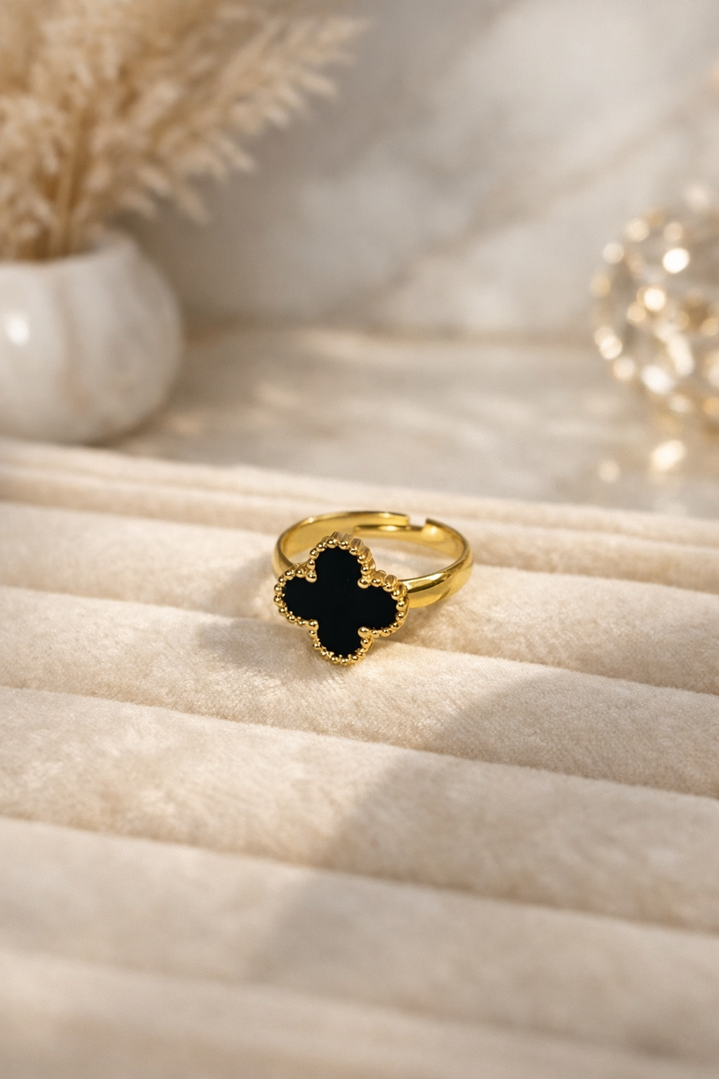 Midnight Clover Ring (Adjustable)