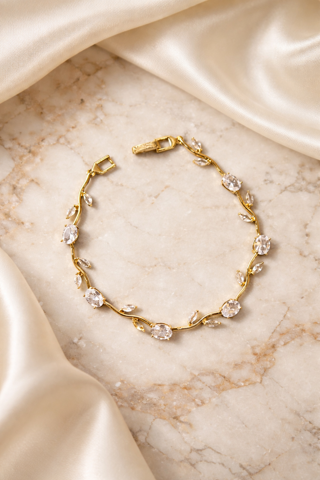 Golden Ivy Spark Bracelet