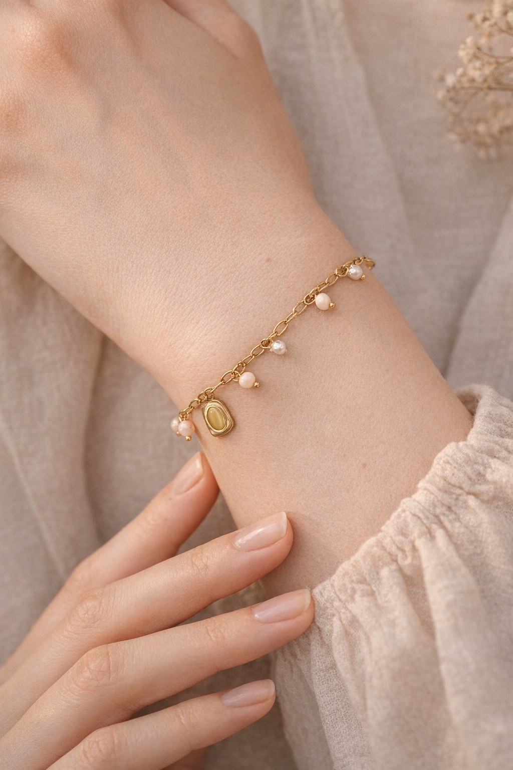 Petal Pearl Bracelet